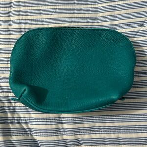 Portland Leather makeup pouch ~ Blue ~ BNNU